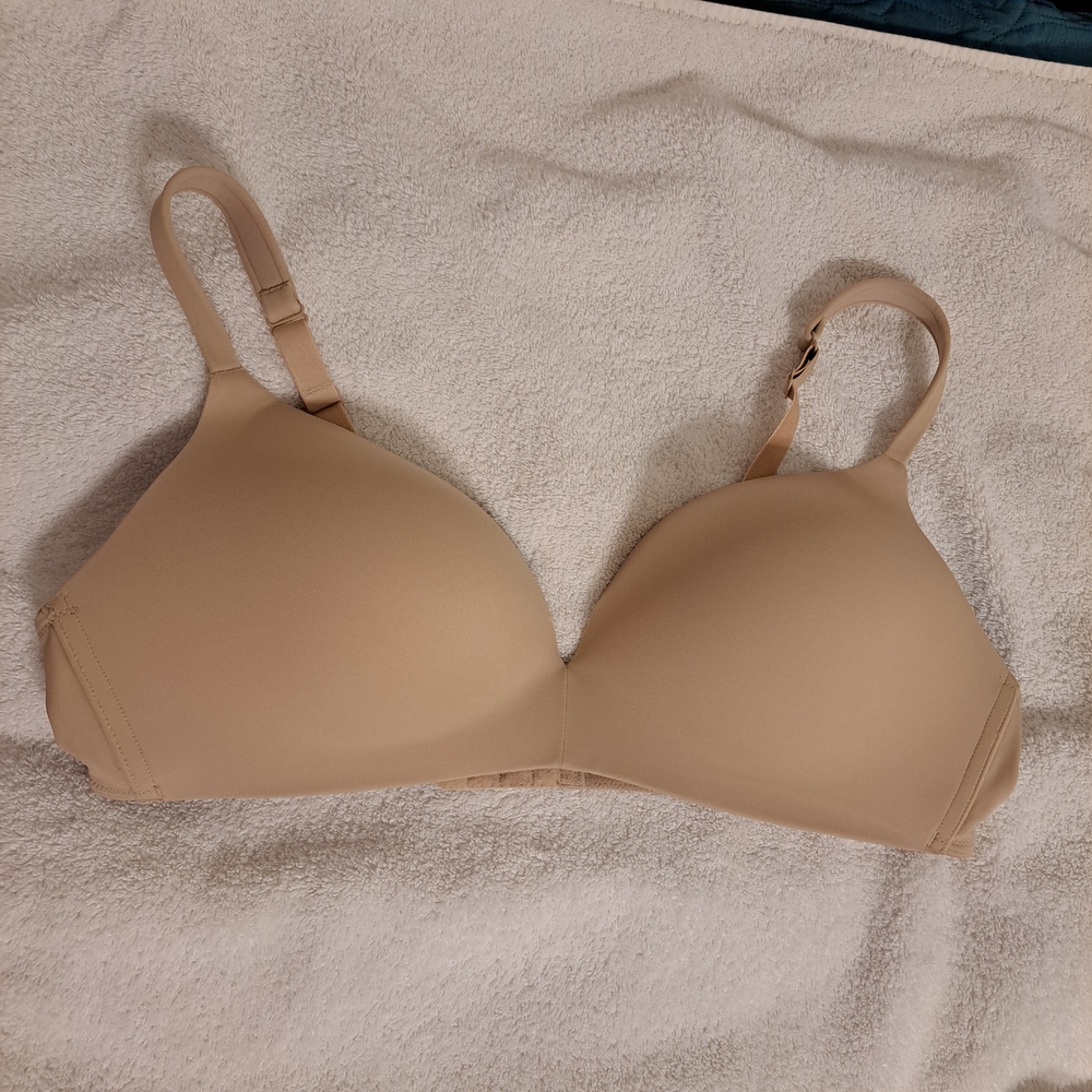 Cacique 42C Wire Free Nude Bra